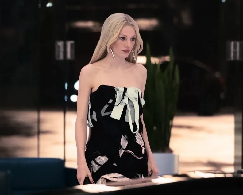 i'd risk it all for this woman...