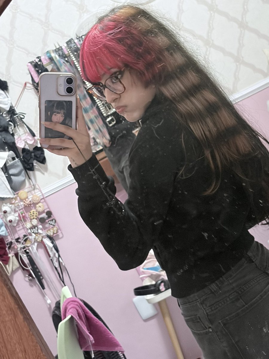 Ichi • Fashion student tweet media