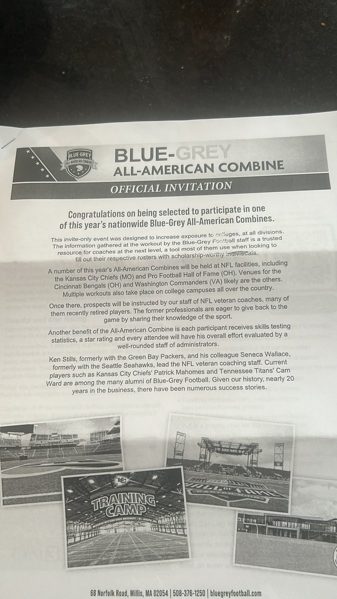 MaxOliverio3's tweet photo. Thank you @BlueGreyFB for the official invitation, I will be attending the Kentucky Regional on April 26 at Centre College.@DeSalesColtsFB @CoachMikeNSL @CFBscoutdesk @CoachLanceo https://t.co/D2V93HGAS2