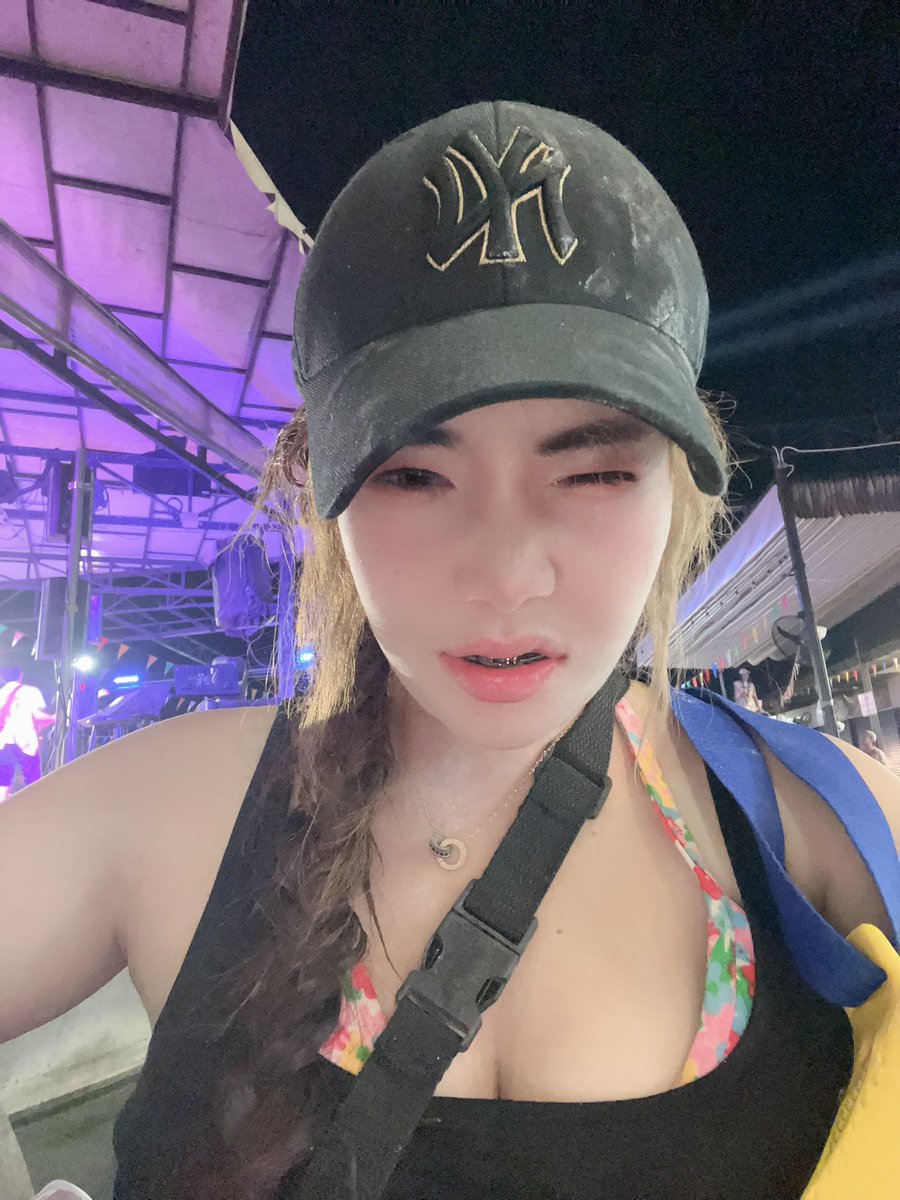 Alisa Kingkan tweet media