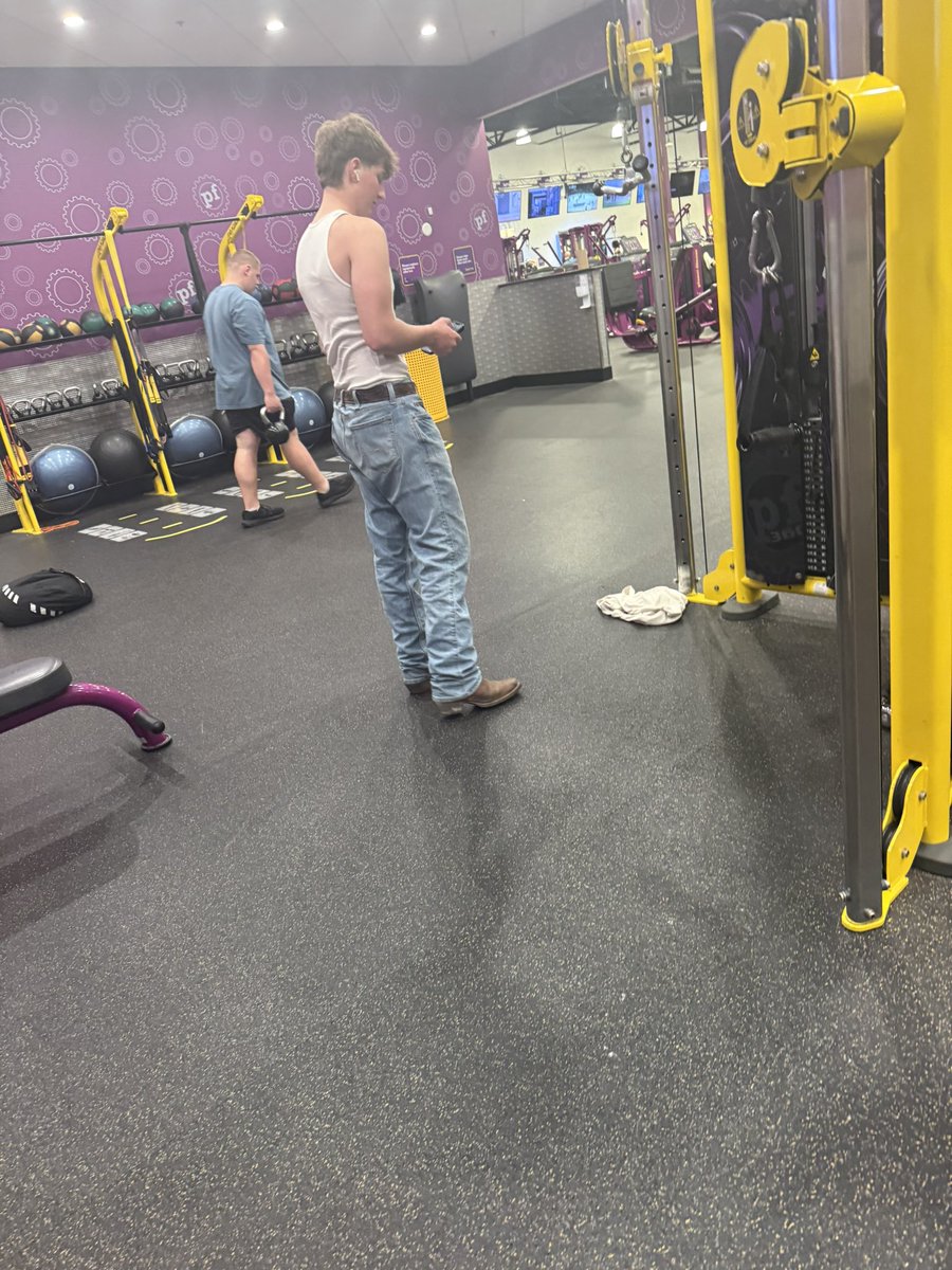 Knuckle Dragger tweet media