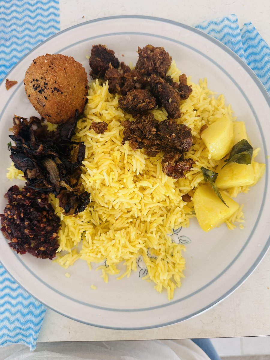 ශේෂා tweet media