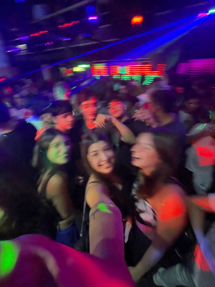 Amy ! 🌼 / conlimit lptm tweet media