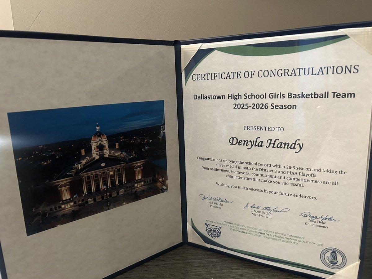 Denyla Handy tweet media