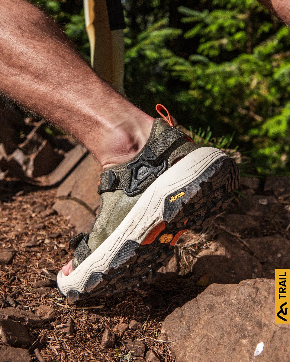 Teva_JP's tweet image. 確かなフィット感とグリップ力。
Wストラップシステムが足をしっかりホールドし、Vibramメガグリップがトレイルを捉える。
一日中歩ける快適さを、Grandview Max Sandalで。
この一足と、次の冒険へ。

MEN☞ bit.ly/4mvplkr
WOMEN☞ bit.ly/3Q4sdZm

#Teva #テバ #サンダルハイク