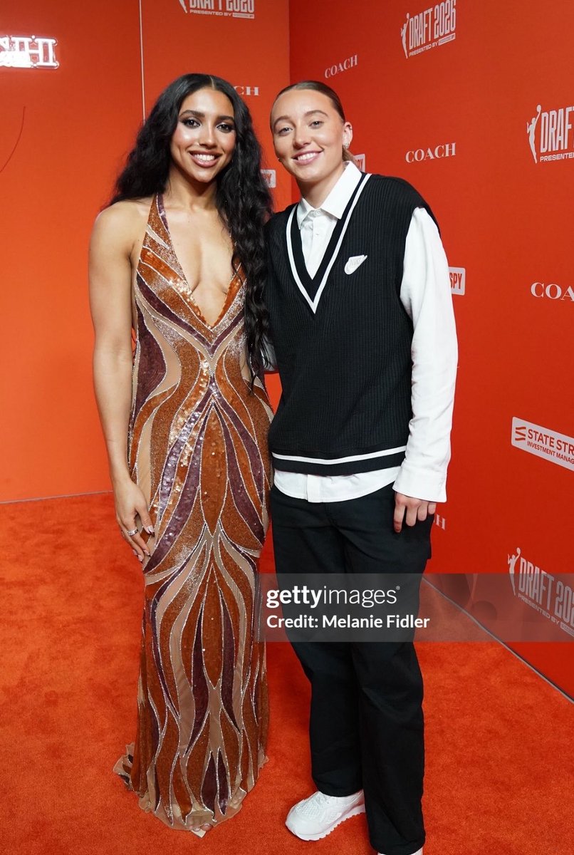 barbra version tweet media