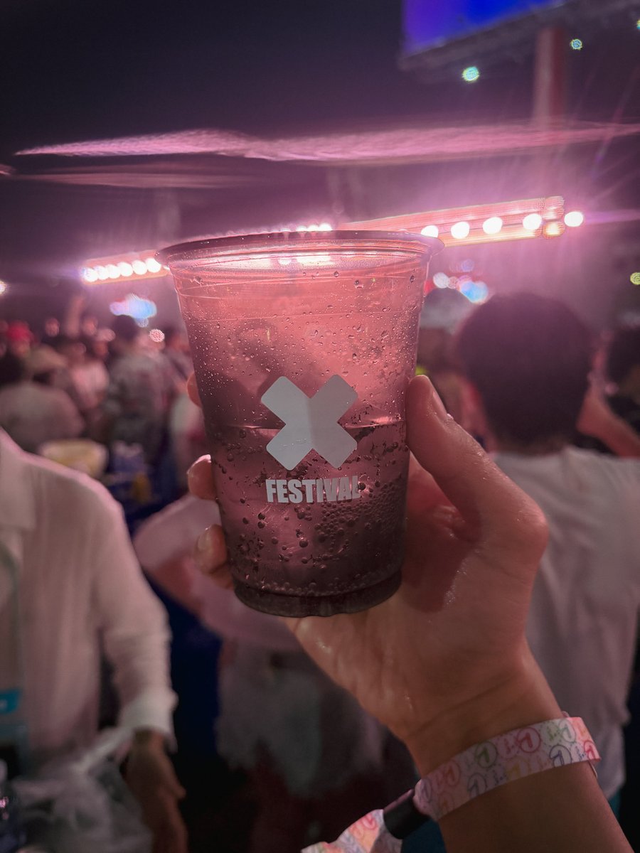 Songkran 2026 🎉 #XFestival Let’s gooo! 💦🔥

#TopSurachet 
#Top_廖嘉俊