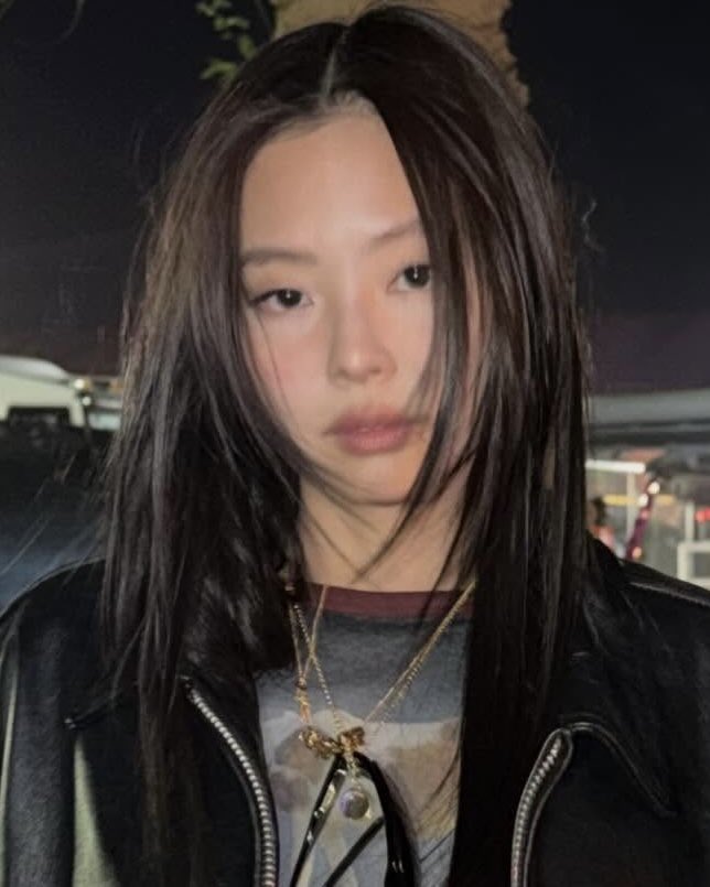 jennie pics tweet media