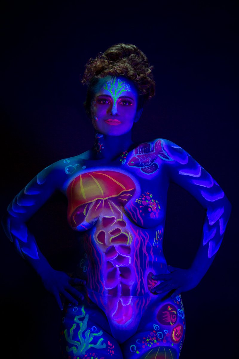 BlairWillosCDMX's tweet image. No todo lo que emerge del abismo viene a destruir…
algunas cosas vienen a recordarte lo inmenso que eres.
Hoy, mi piel invoca al kraken que ya habita en ti. 🐙✨
#InstaArtist #SelfExpression #CreativeShot #megabody