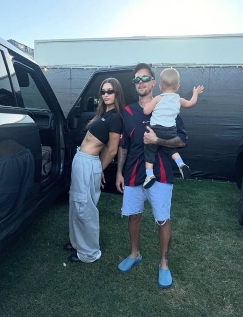 "Justin Bieber"

Porque los hinchas de San Lorenzo enloquecieron con la remera que usó el cantante.