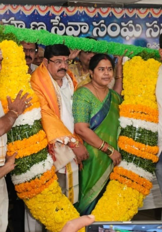 konurusatish's tweet photo. Respected &amp; Honourable IT Minister Nara Lokesh Garu please provide a Beginning Break Darshan At Tirumala on April-16-2026 on Behalf of our 25 Marriage Anniversary , so please consider our request sir &amp; provide arrange darshan sir 

K Satish Sarma 
Ex Telugu Yuvata Spoke person https://t.co/8OPRMAexYA