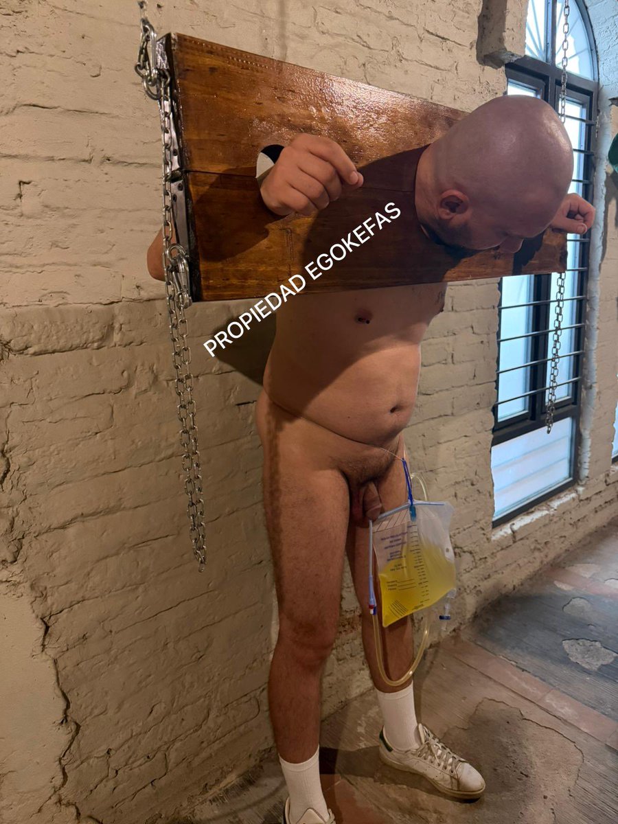 Egokefas's tweet photo. Después de 25 días por fin @slaveprincipe recupera su pene dejándolo libre de la foley calibre 18 https://t.co/KQlwow5dsx