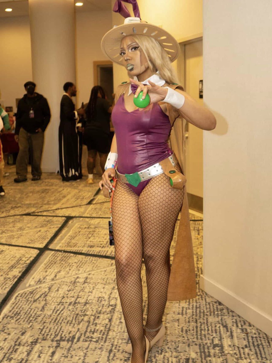 ੈ✩‧₊˚bunny zeppeli tweet media