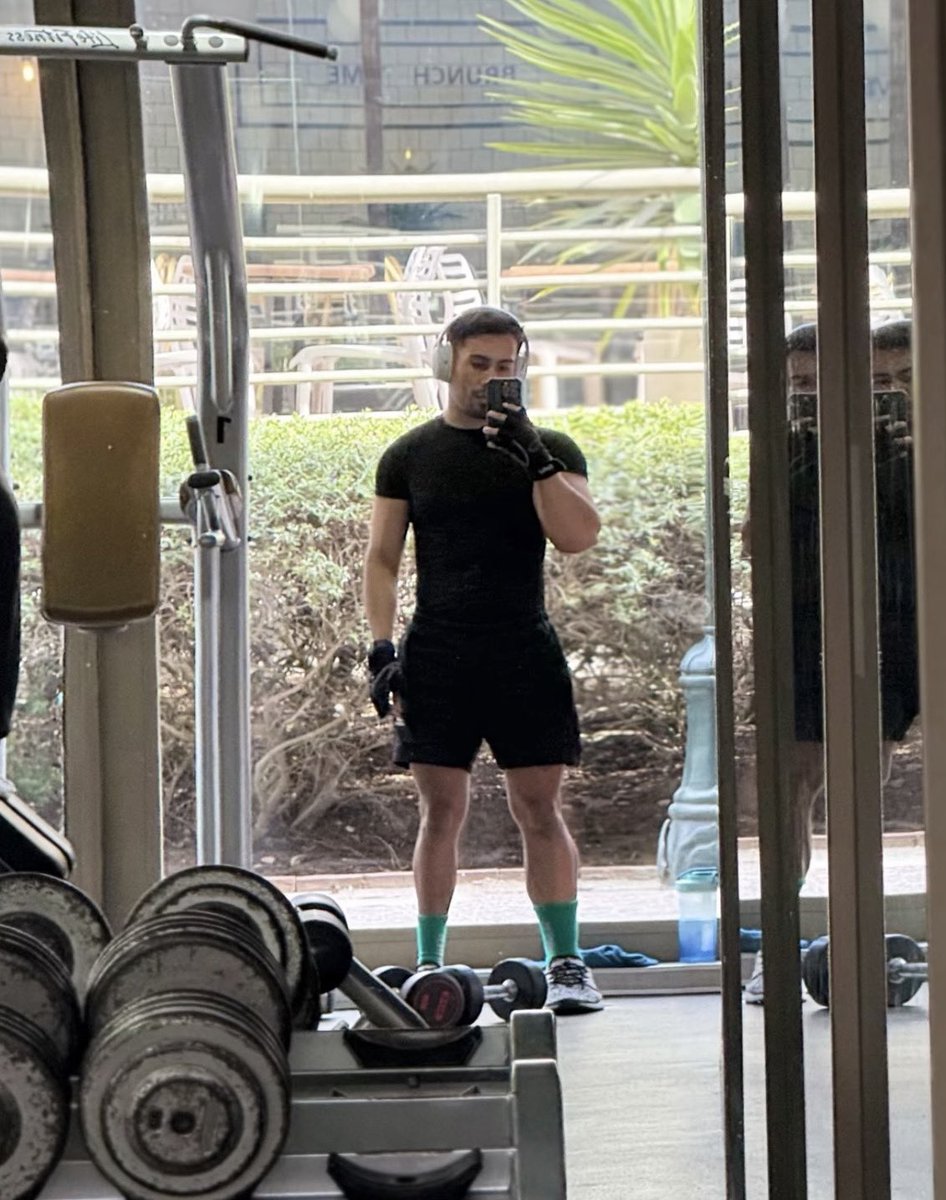 Tomaseba tweet media