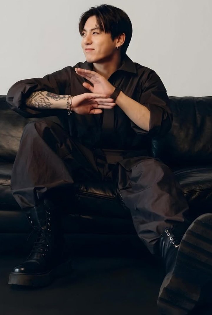 𝗝𝗞 tweet media