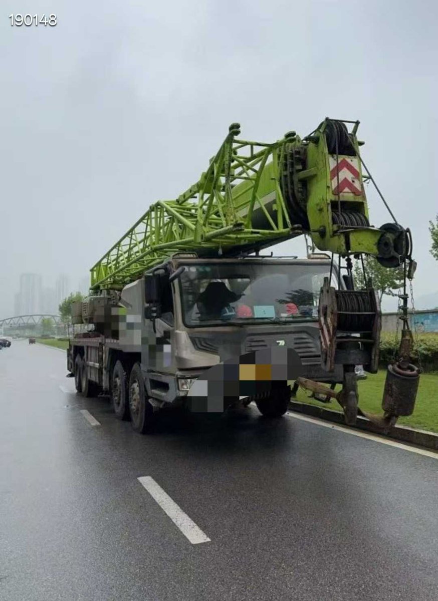 SunnyLi45's tweet photo. 2017 Zoomlion 55ton truck crane for sale, type QY55V5, 45 meters mainboom, 16 meters jib, 7.5 tons counterweight, no any accident, one hand crane, price $51000.
More info:https://t.co/jravelLIe6
#cranemachine #truckcrane #Zoomlion #55ton #2017 https://t.co/NhfItcXZLU