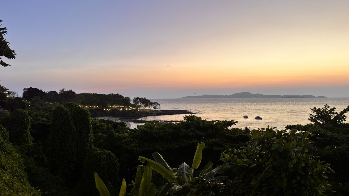 Bi man eng. tweet media