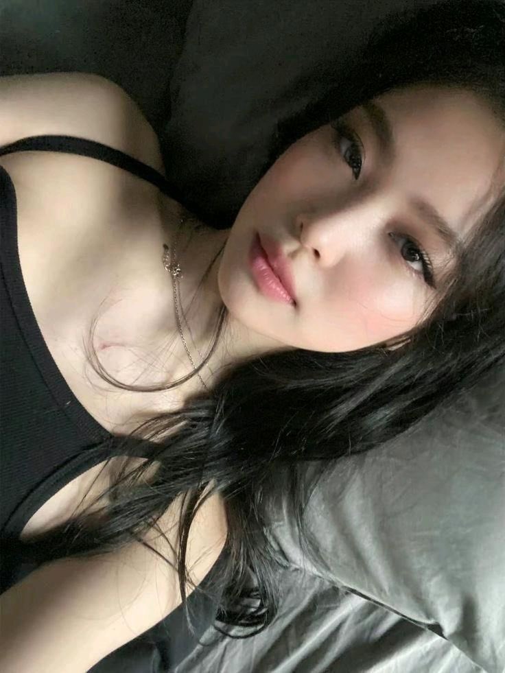 bypsychez's tweet photo. Lagi males buka hati,kemarin buka hati BH juga kebuka. Btw morning💗 https://t.co/toJOMiONzB