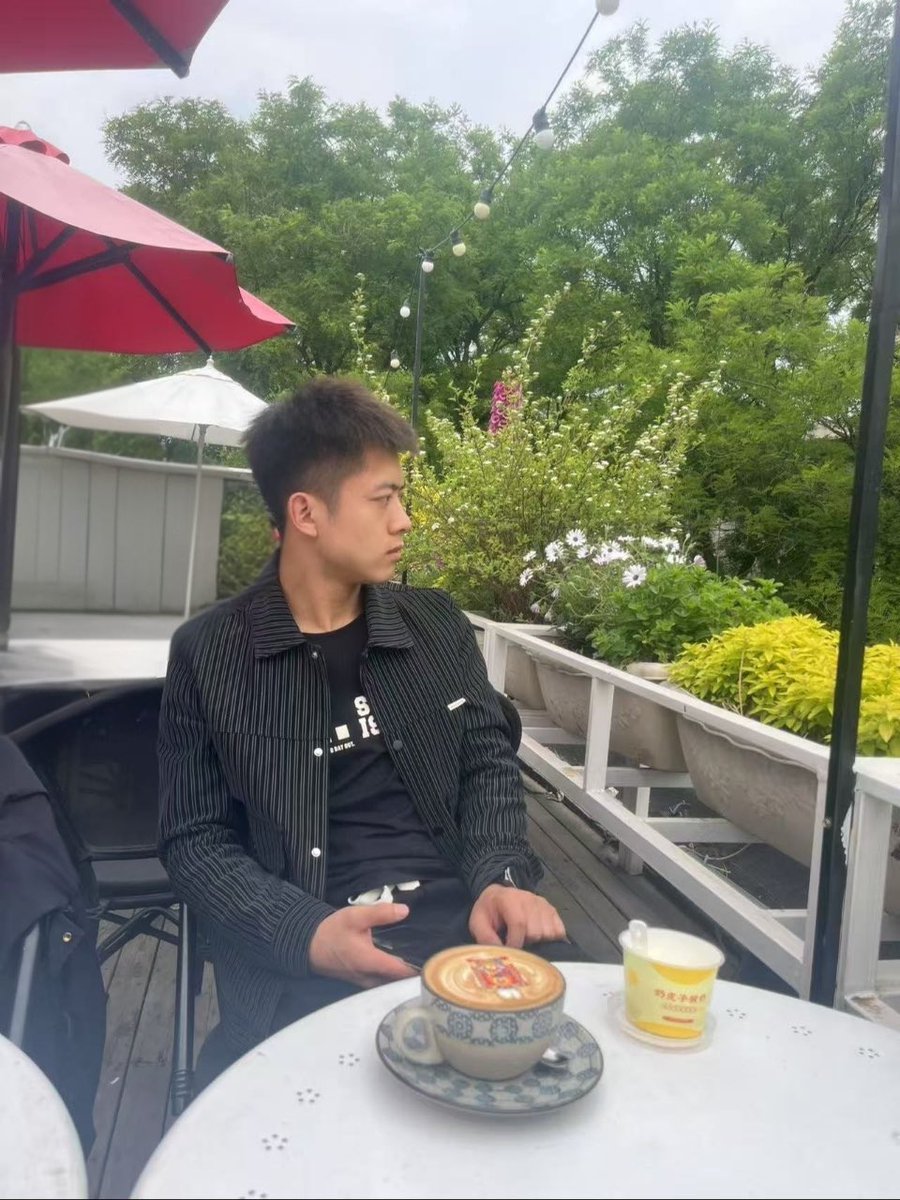 空空空（Tokyo May2--8） tweet media