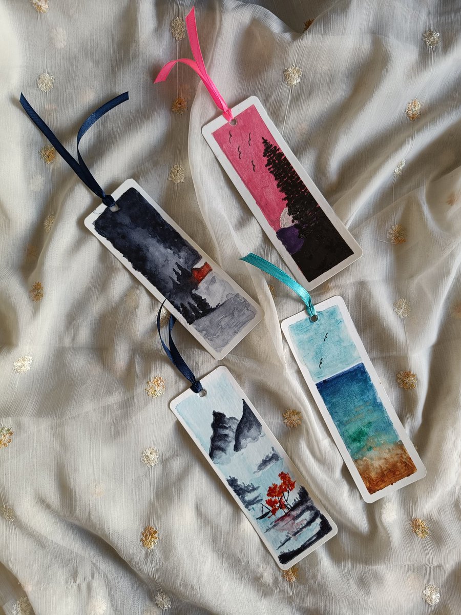 tikulli's tweet image. All available bookmarks. The watercolor and the pressed flowers. Fill your reading pauses with these affordable pieces of original art. The first 2 sets are laminated. Share the love with ur friends. DM to buy. Support by sharing #HandmadeHappiness #booklover