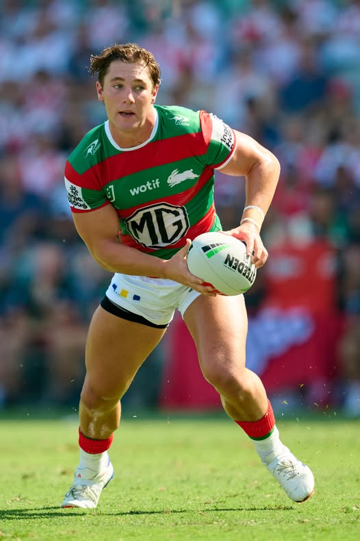 Ethan Lee Chalk tweet media