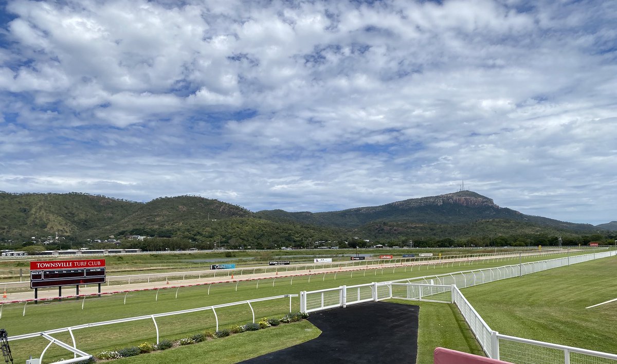 Michael Charge tweet media