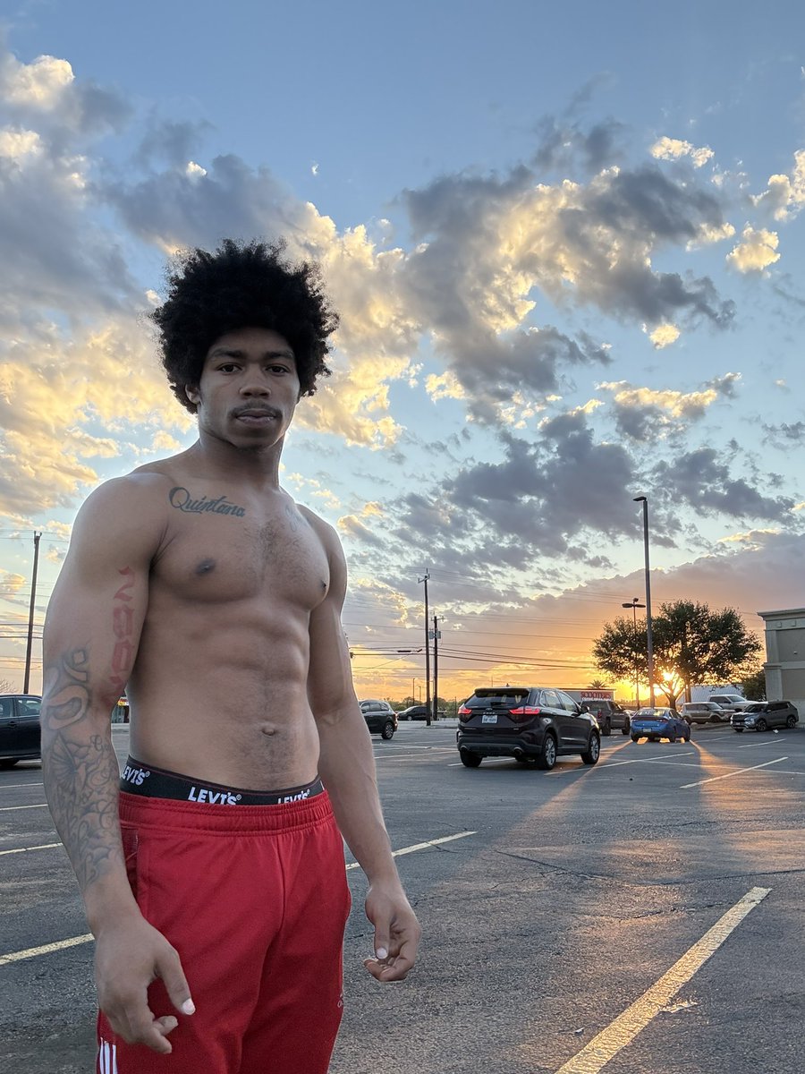 3rdnem81's tweet image. #SanAntonio