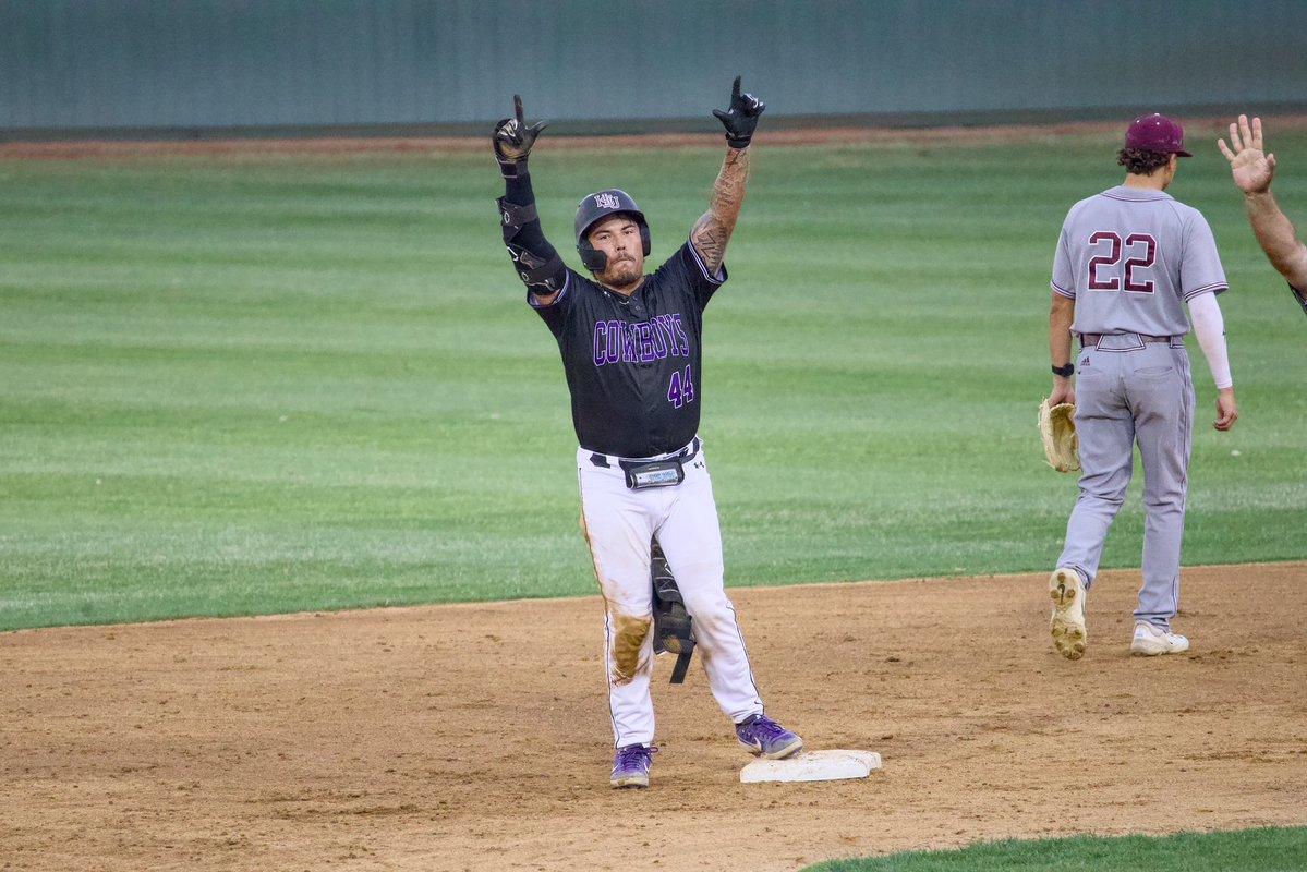 hsutxbaseball's tweet image. Game Was Worth The Wait! 

#Rentisdue #Cowboybaseball #crosstownshowdown