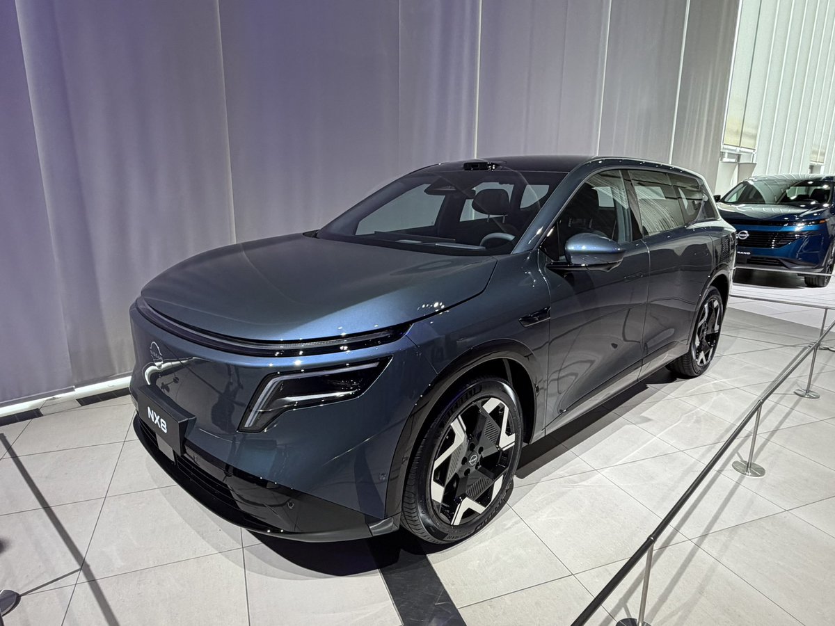 car_watch's tweet image. 日産、ムラーノ、NX8など本社グローバルギャラリーに展示