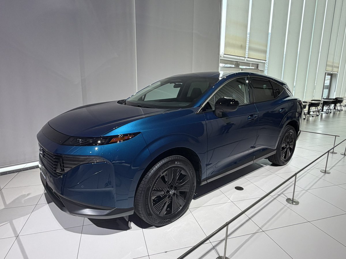 car_watch's tweet image. 日産、ムラーノ、NX8など本社グローバルギャラリーに展示