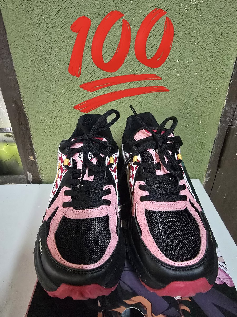 wonwooingyu's tweet photo. [🇲🇾 / WTS]
HELP RT PLS
Hello I want to sell my Skechers Demon Slayer x Nezuko edition. For more infos can look at the pics or dm me 😊 #pasaranime #demonslayer #nezuko https://t.co/FZHmOOOQ20