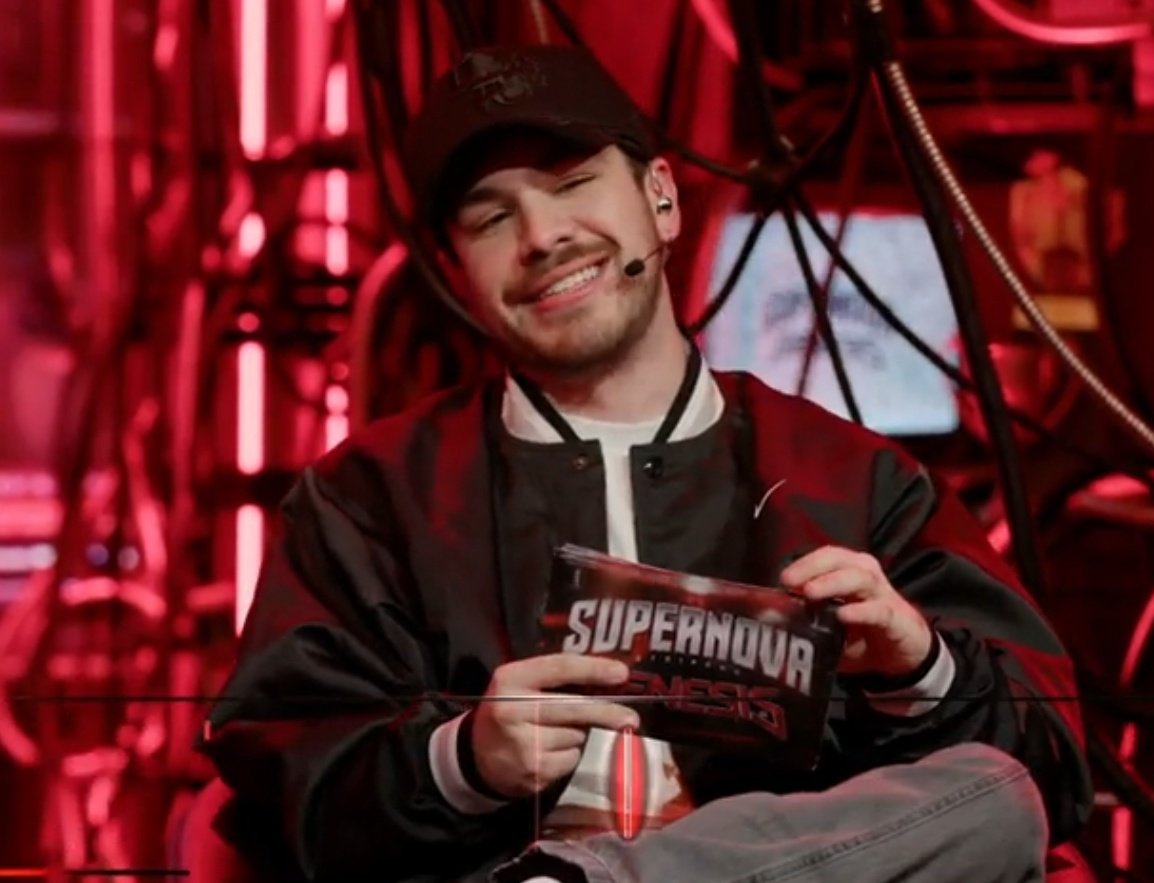 Sam. 💛 tweet media