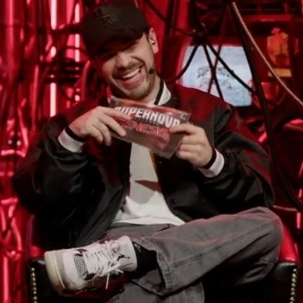 Sam. 💛 tweet media