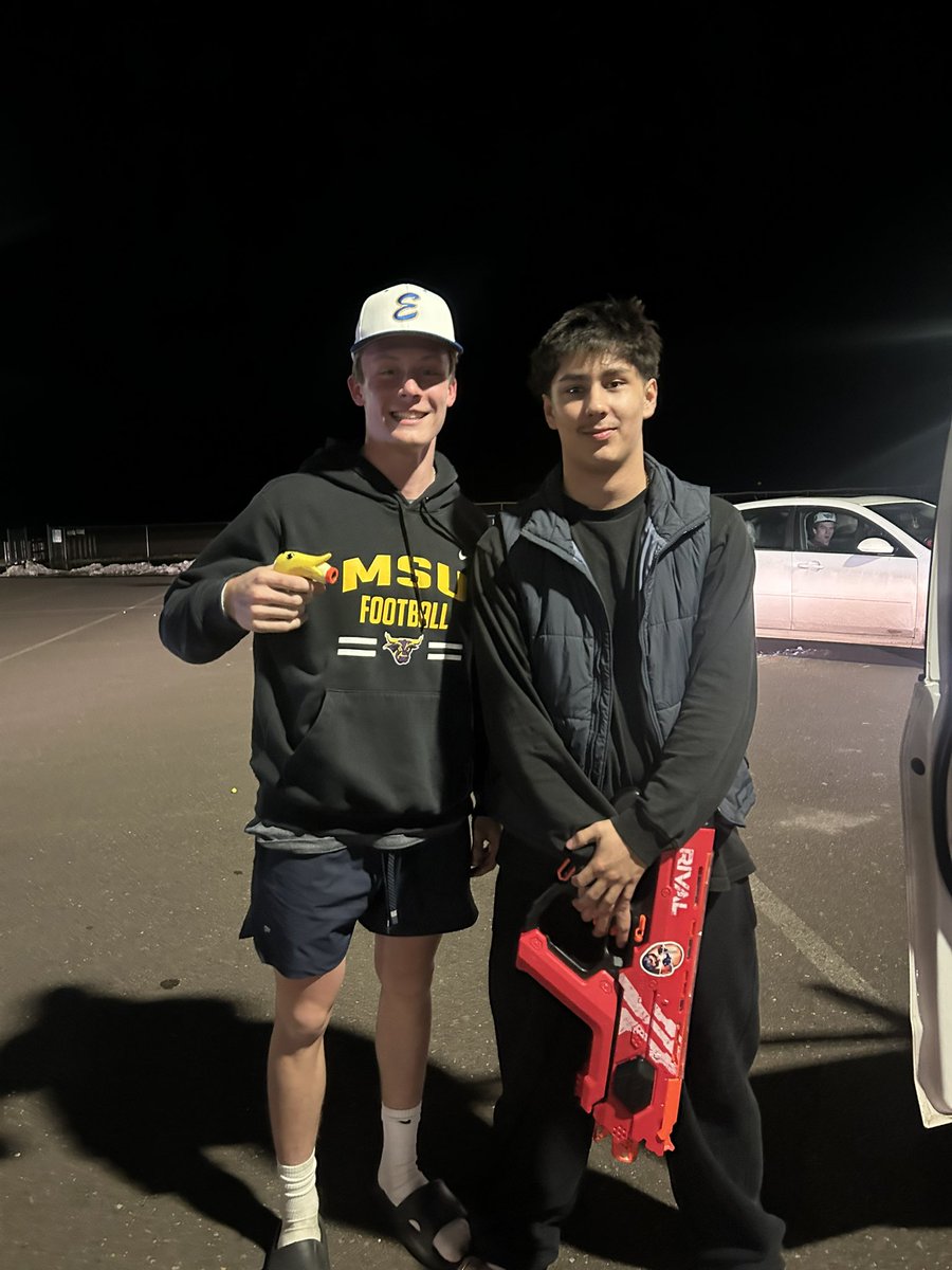 CecNerf's tweet photo. Brody kills Kenny Defoe https://t.co/Z5BPobIdfu