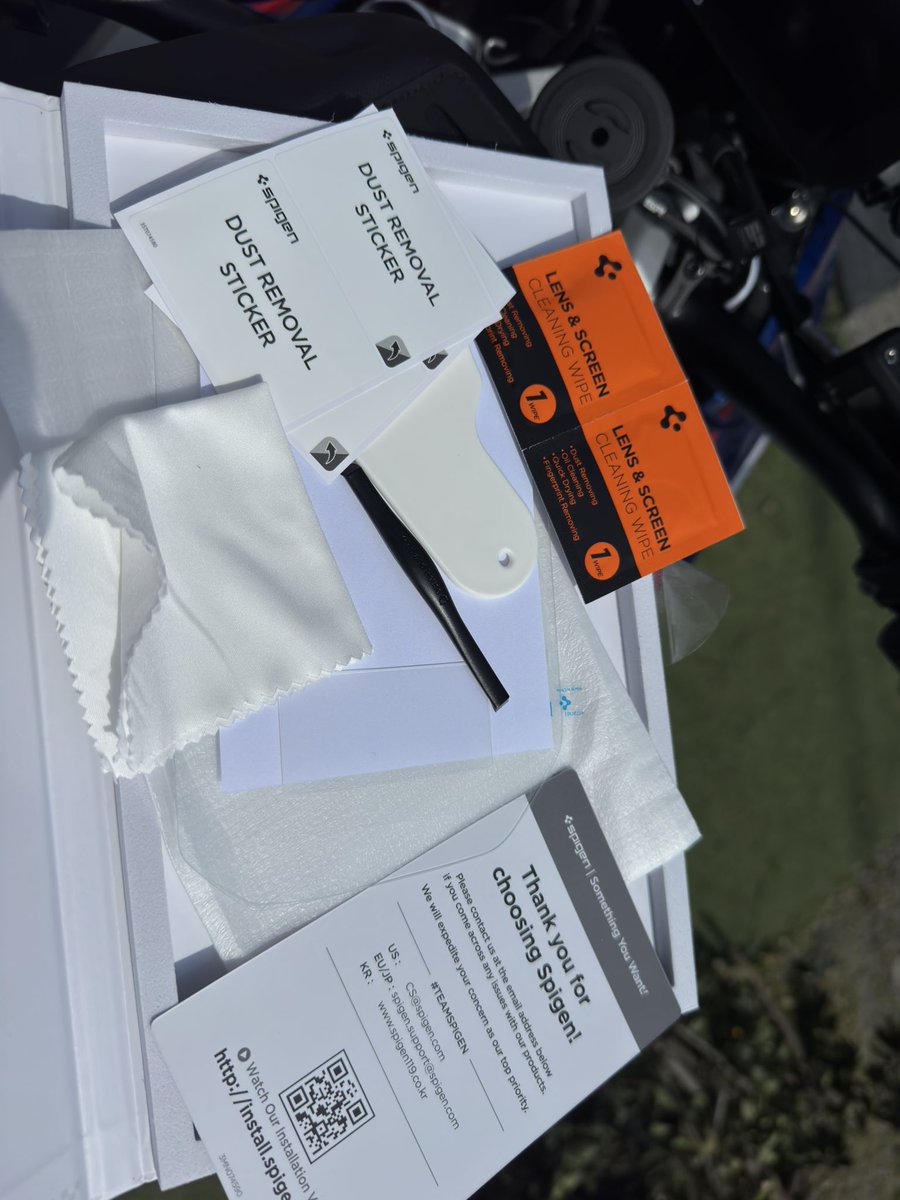 Decheeee tweet media