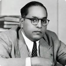 சமூக நீதி சமத்துவம் சமூக புரட்சி ஆகிய சொற்கள் எட்டாக்கனியாக இருந்த பொழுது, அதை எட்ட முடியும் மக்கள் அனைவருக்கும் இவை சென்றடைய வேண்டும் என்று ஆழமாக நம்பினவர் அண்ணல் அம்பேத்கர்.

 கோட்பாட்டளவில் இருந்த இந்த சித்தாந்தங்களை சட்டமாக இயற்றி சமூகப் புரட்சியை நிலைநாட்ட முடியும் என்று