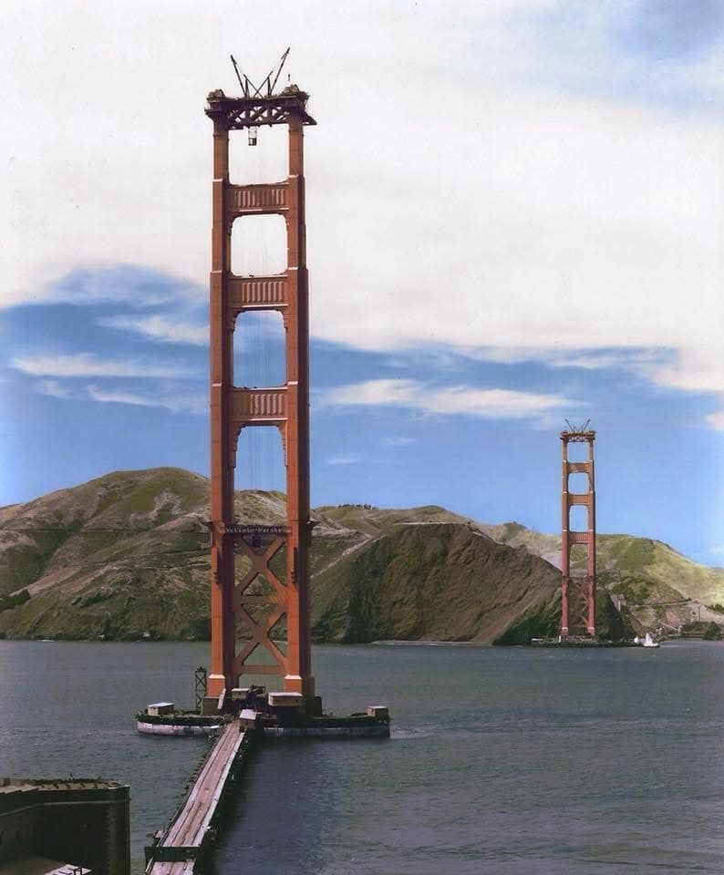 fasc1nate's tweet photo. Construction of the Golden Gate Bridge, 1934

Photos of the Building of the Golden Gate Bridge
https://t.co/0SX2Guivau https://t.co/ajXSVSxCEM