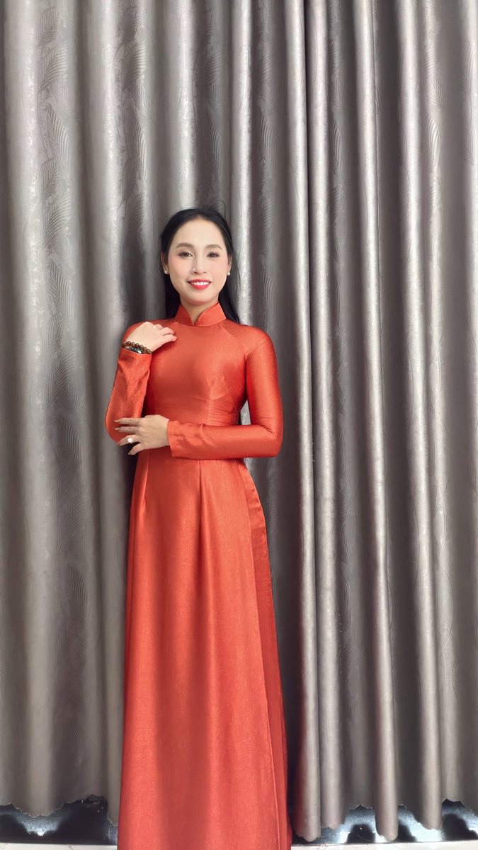 gaidepshowbiz's tweet image. Các loại trang phục truyền thống của phụ nữ trên thế giới không cái nào qua được áo dài phụ nữ Việt Nam cả vừa đẹp vừa kính đáo duyên dáng nữ tính cao