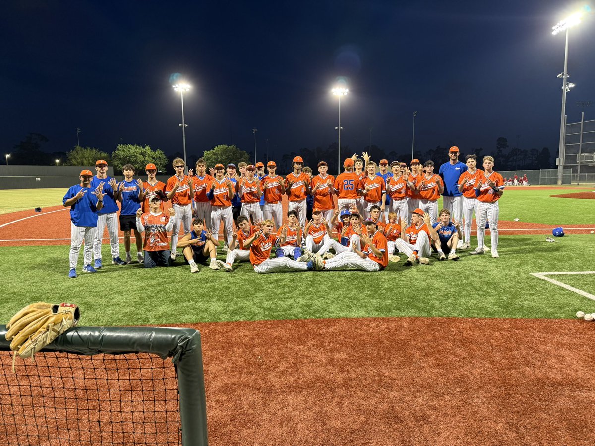 St. Louis Catholic Baseball tweet media