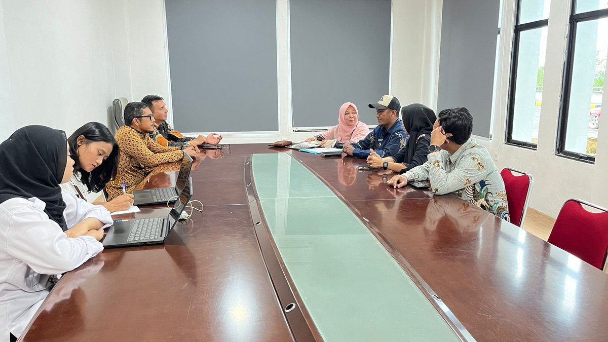 Ajoika_Feb tweet media