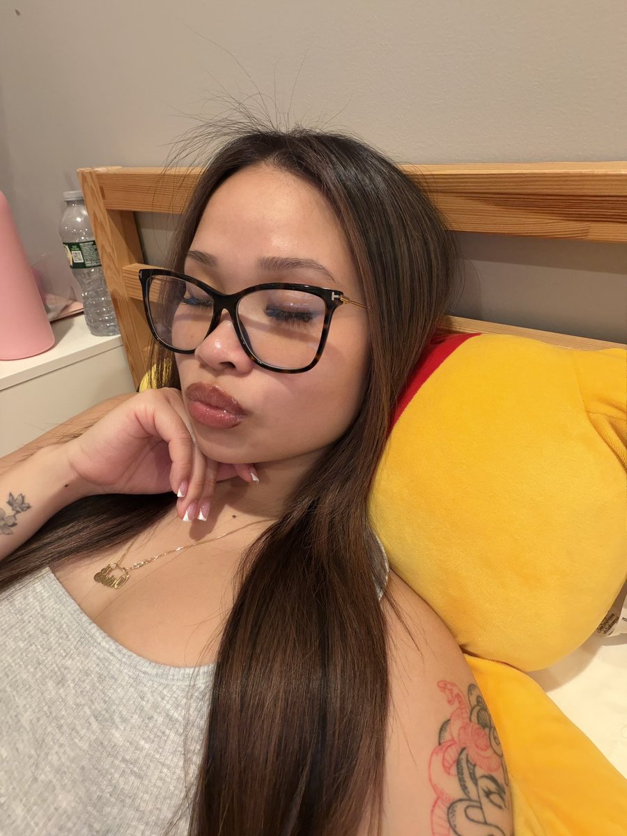 erin kaith tweet media