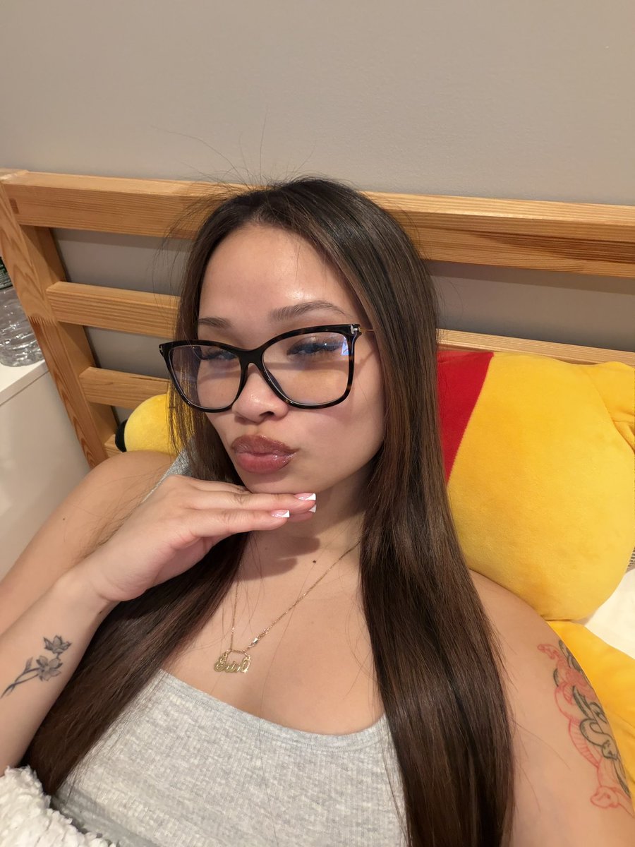 erin kaith tweet media