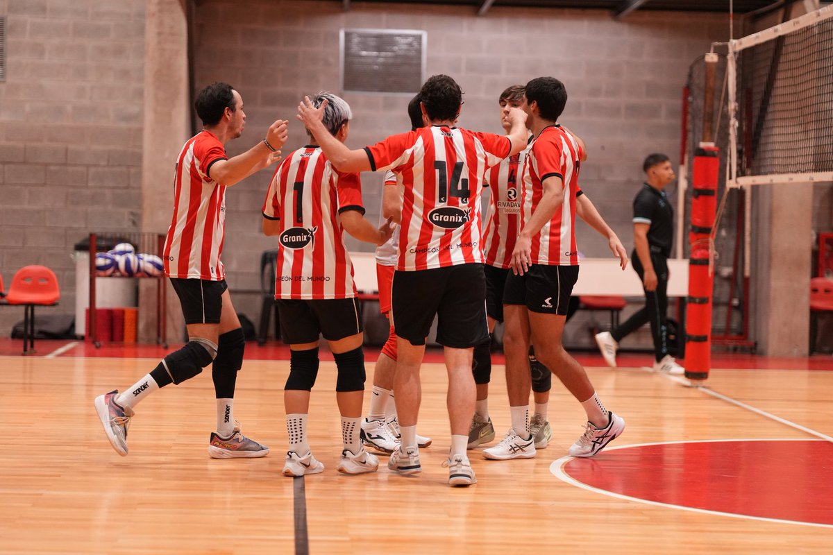 Voley Estudiantes de La Plata tweet media