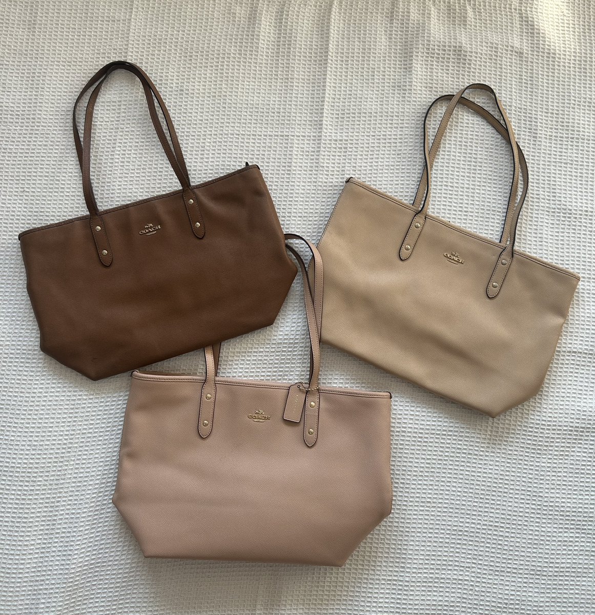 bags@2——— tweet media