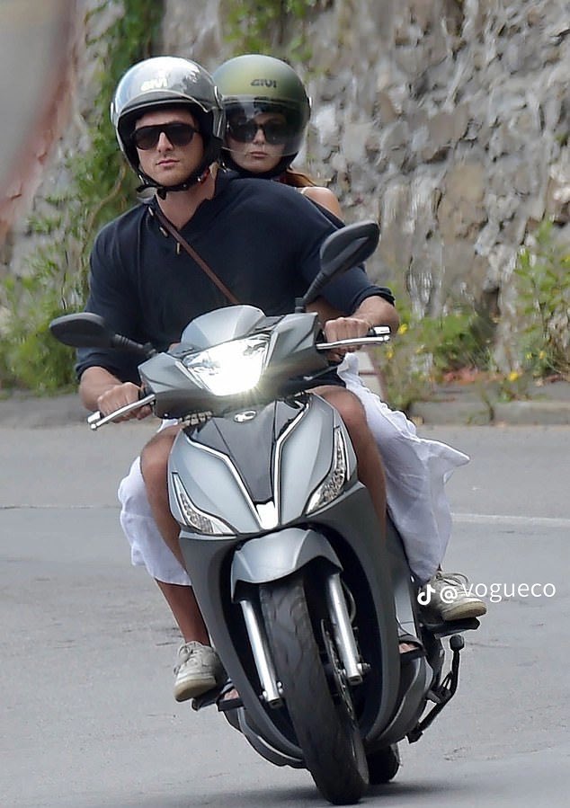 Thiaa 🫶🏼FK UGM’²⁶ tweet media