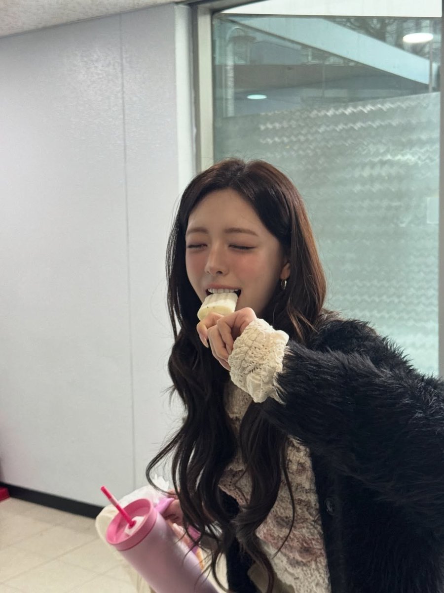 𝙼𝐲ɑ𝚑’𝓼 🍨ིྀ 𝑓𝕝α𝐯ors tweet media