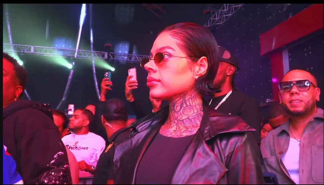 Valeria S tweet media