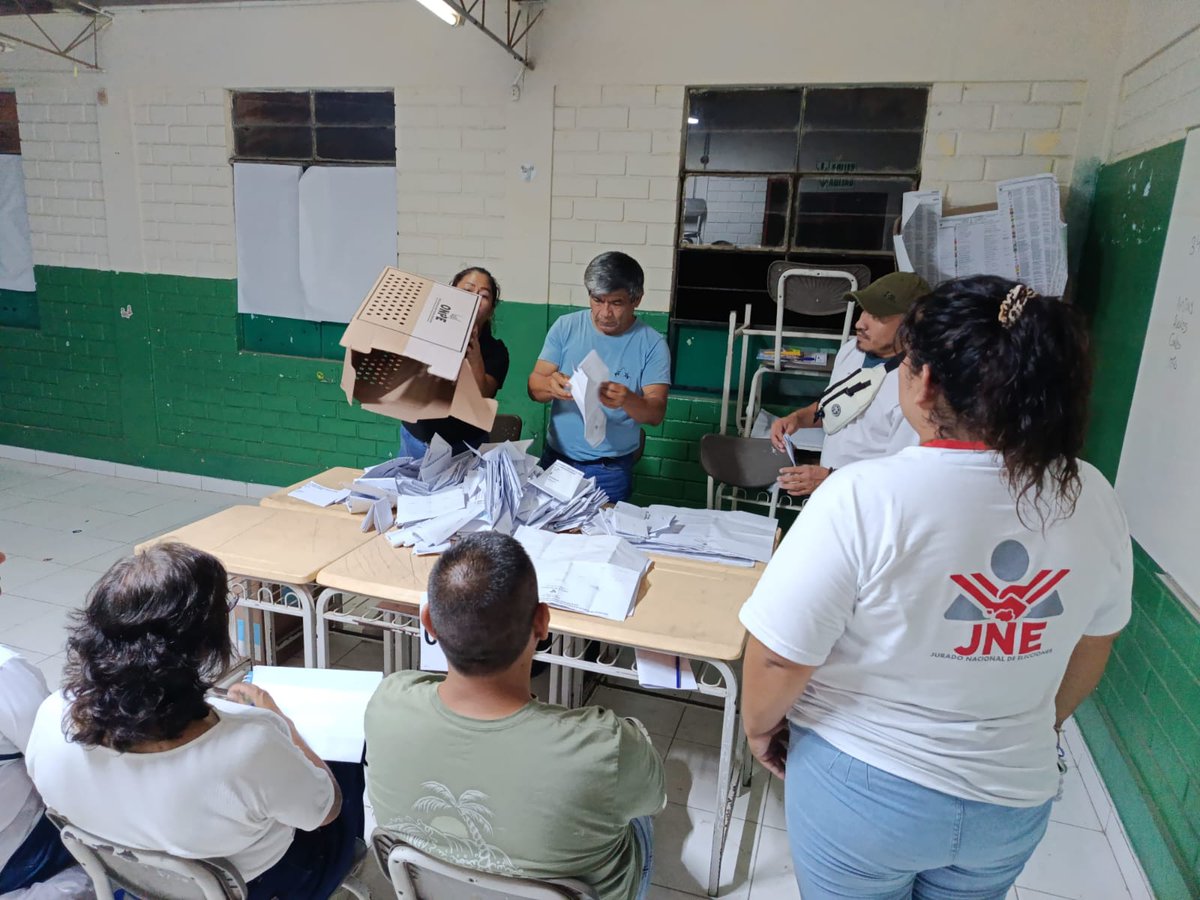 JNE Perú tweet media