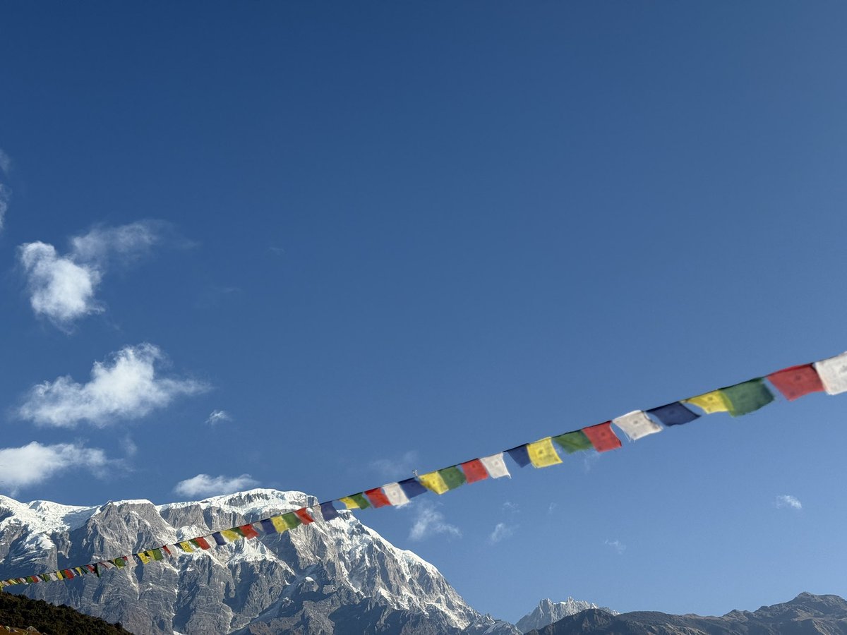 ppariyar's tweet image. नयाँ वर्ष २०८३ ले हाम्रो जीवनमा नयाँ आशा, नयाँ ऊर्जा र नयाँ सम्भावनाहरू ल्याओस्।
हामी सबैको सपना पूरा होस्, प्रयास सफल होस् र खुशी सधैं साथ रहोस्।

सबैलाई नयाँ वर्ष २०८३ को हार्दिक शुभकामना 🌼❤️

#happynewyear #newbeginning