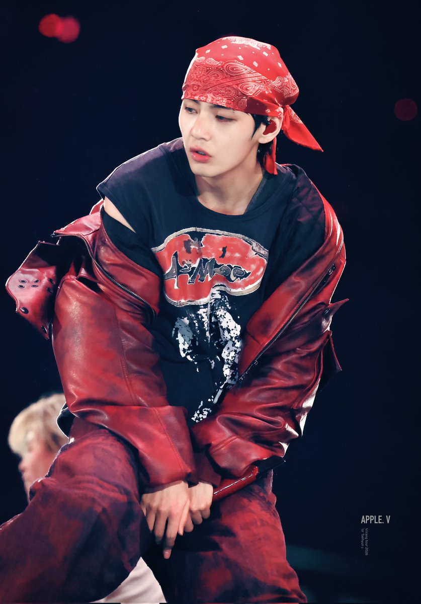 260412♡
고양종합운동장 DAY3
너무 멋있다 태형이 움직임따라
나도 안무한것 같은ㅎ🥰💫
♡

#taehyung #BTSV #BTS #BTS_ARIRANG